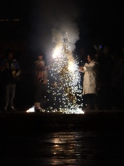 172118