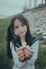 100