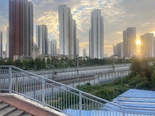 E7E137DD-13AA-41CC-84A5-EC3356A0D5F2/L0/001
