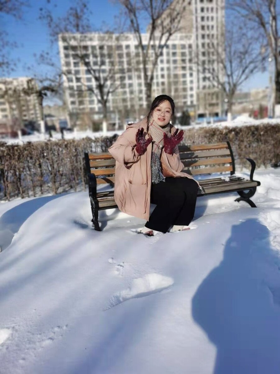 雪很厚？脚脚没了！