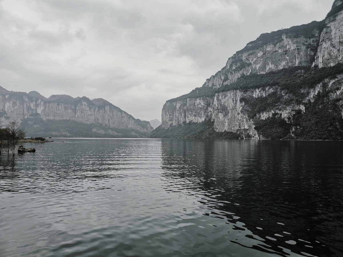 冷色调的老照片 - 尘世小图图 - 图虫