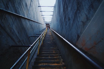 E8B13AC8-B6EF-4D4F-9EF4-859D8E7DD901/L0/001