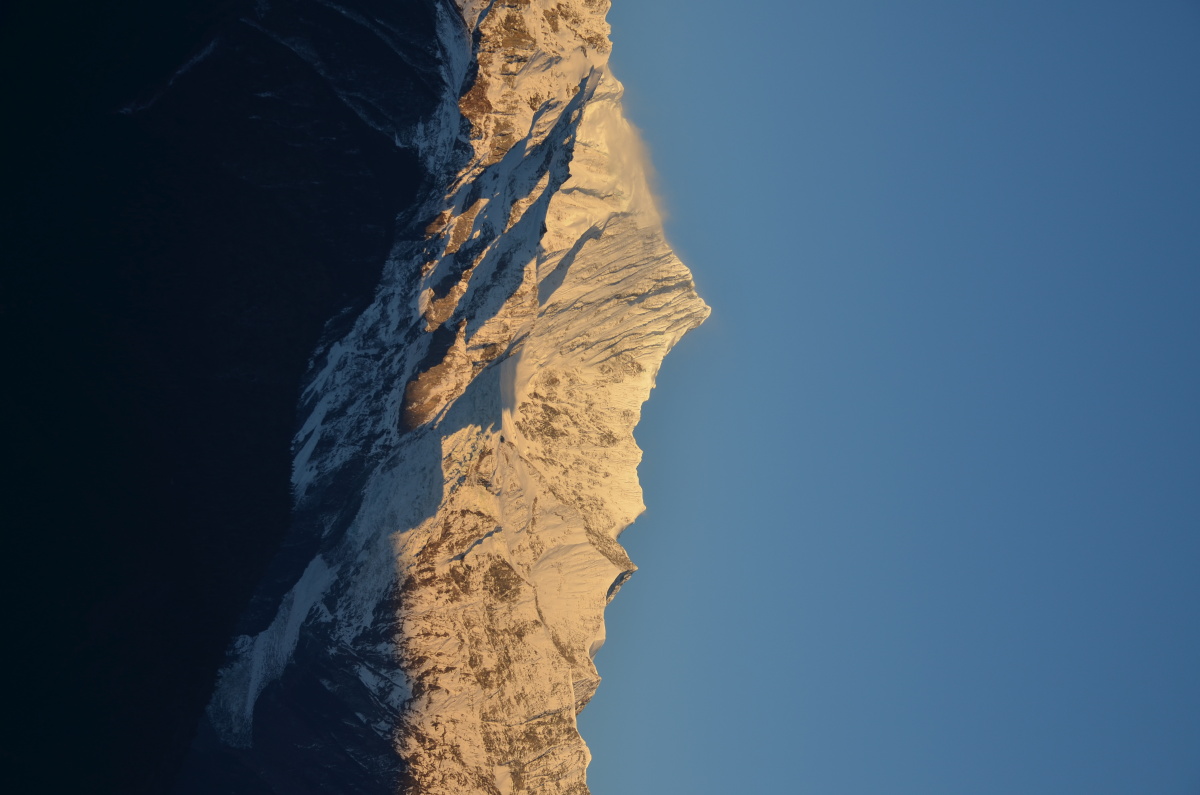 梅里雪山天气好原片就很美