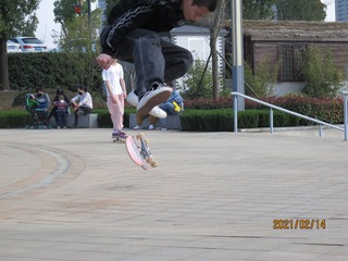 B3A0BF60-D97F-4A8F-AF9A-7C206D293EAF/L0/001