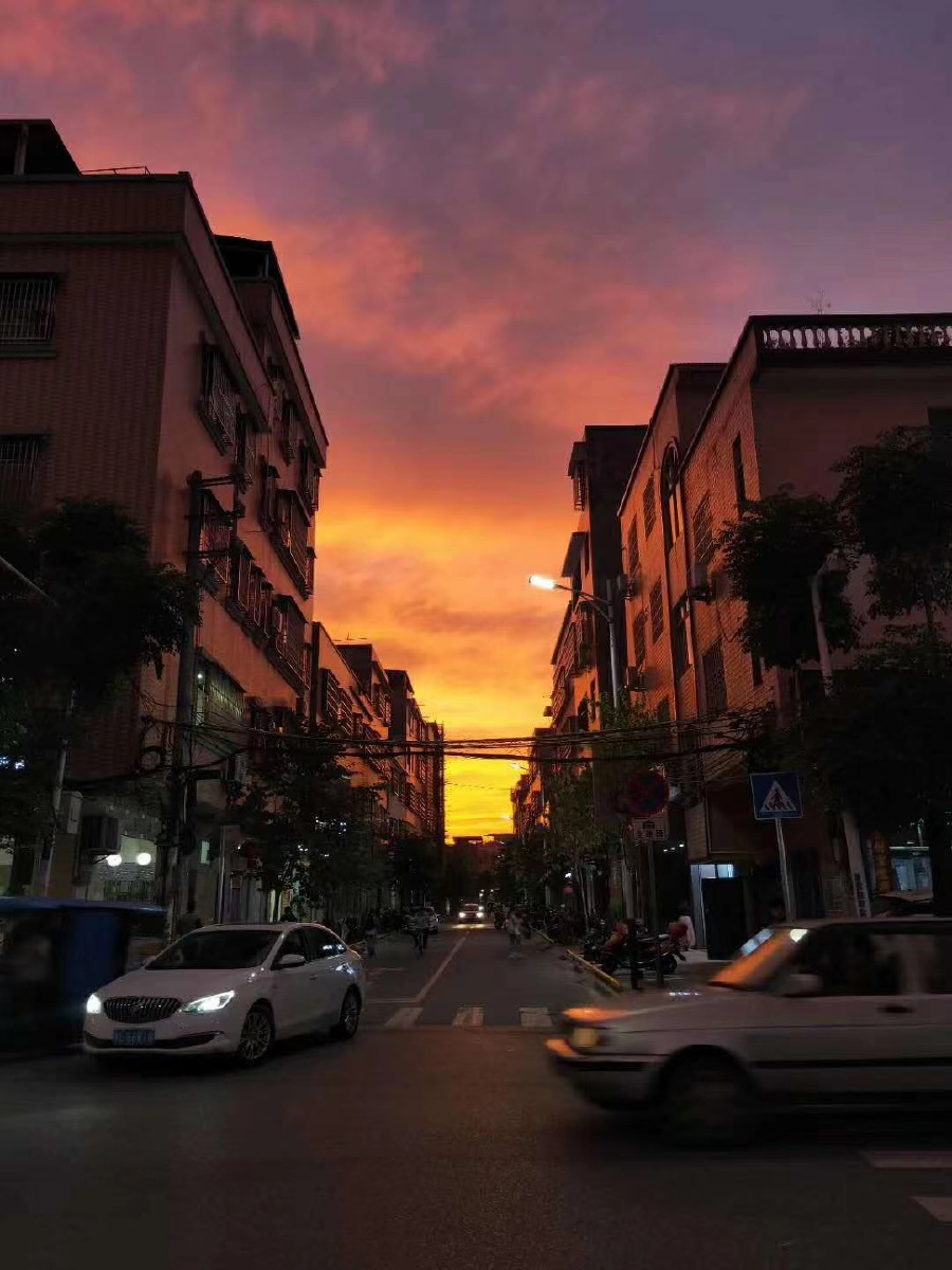 如果你赶不上凌晨六点的日出不妨看看傍晚六点的日落黄昏