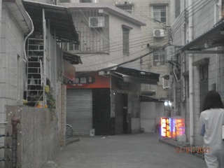 CD09F9C7-742B-45EA-8786-DA5AB6195D7D/L0/001