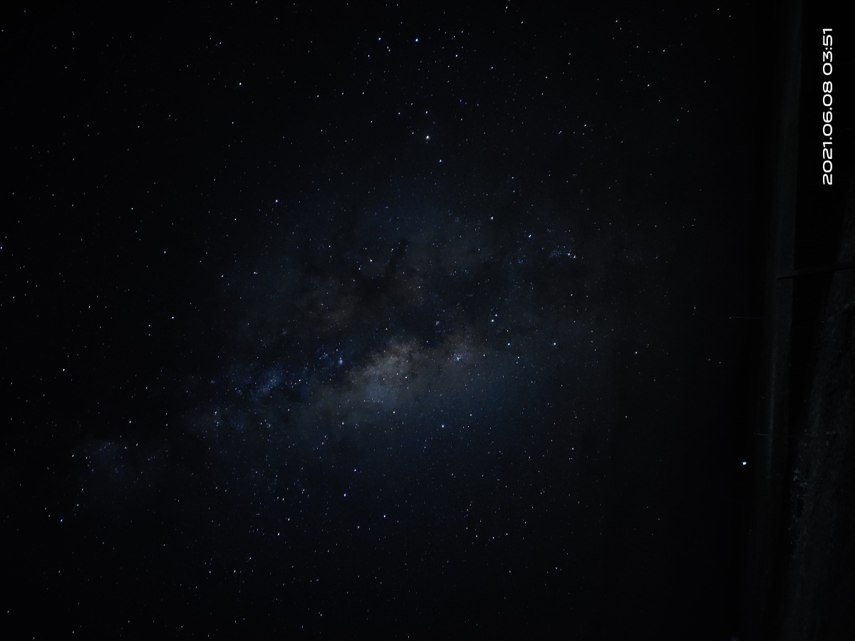 西藏的星空,vivo x27 拍摄 .将就看吧 现实比照片美多了.