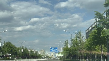 EE2E5710-43E8-43FD-B8F9-773FAA394E22/L0/001
