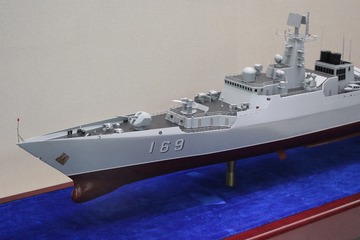 390902