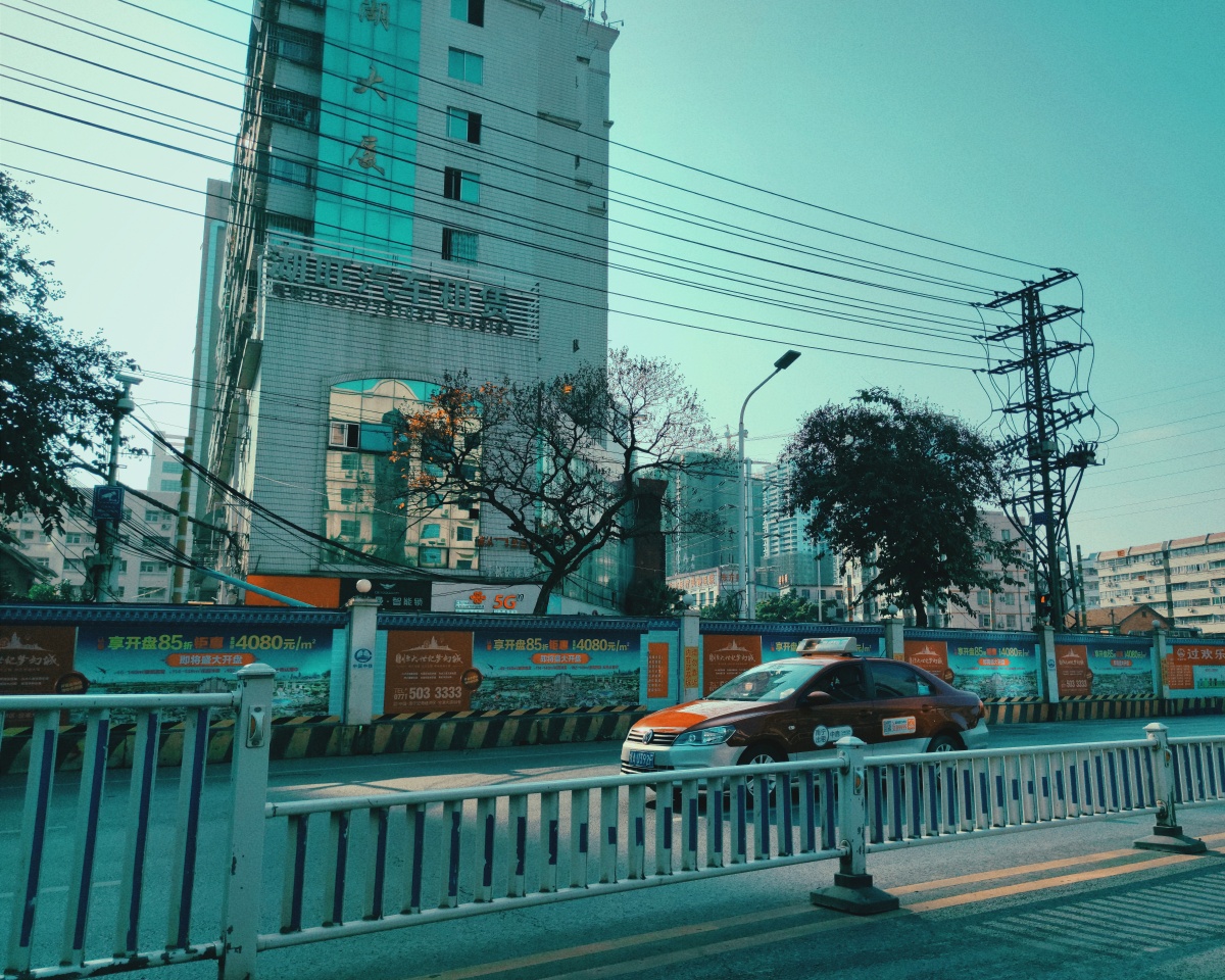 车扫南宁北湖路