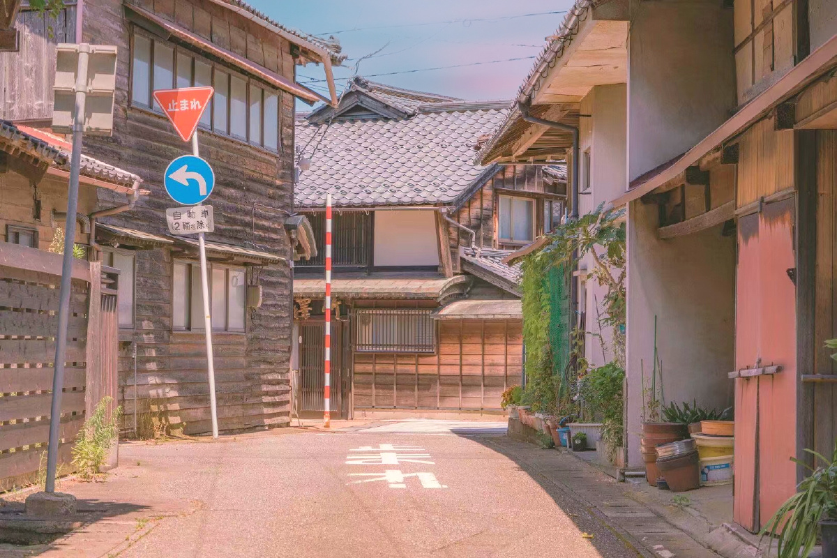 日本街道是二次元的画面叭