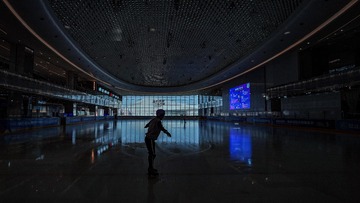 8F6456C1-10CF-4A63-97A1-52124697D0BF/L0/001