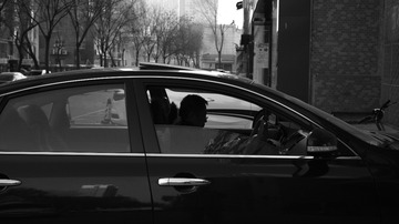 23825FFF-B981-426B-B246-8D4A27168CD9/L0/001