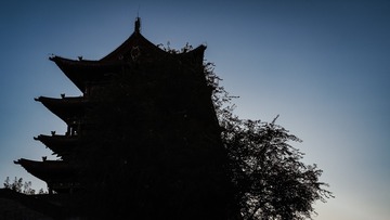 B41E11F7-404D-4970-BDD8-34460510450F/L0/001