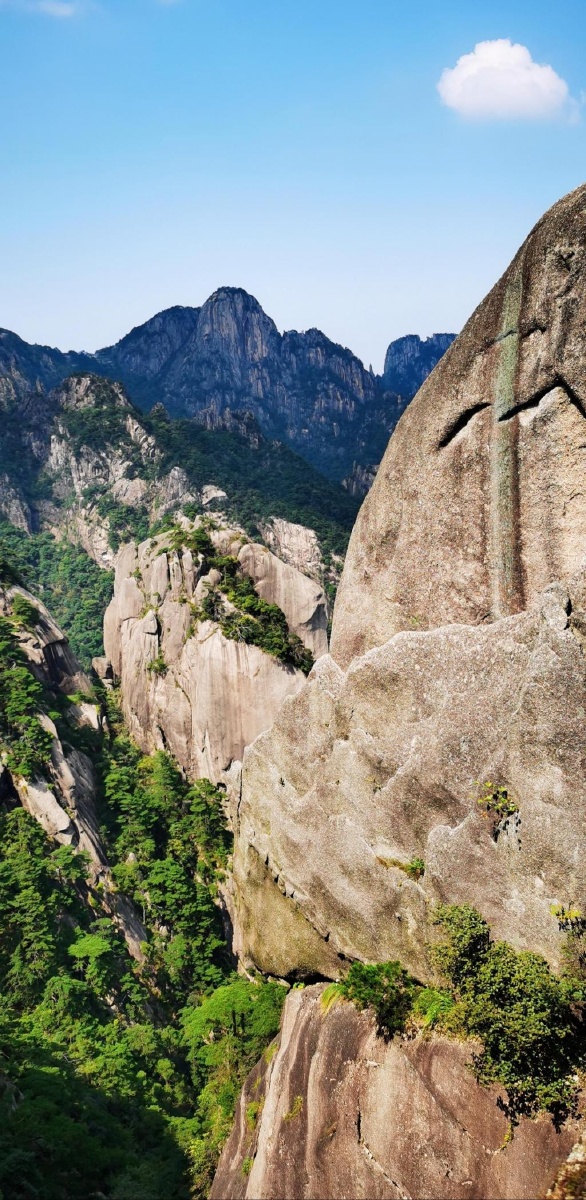 眼在重山望无尽