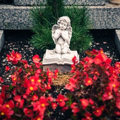 little statues.jpg