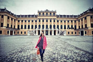 Portrait in Schloss Schoenbrunn.jpg