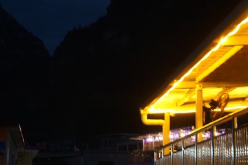 7C3A7092-FA30-47EF-8D23-67ED6DB12EBF/L0/001