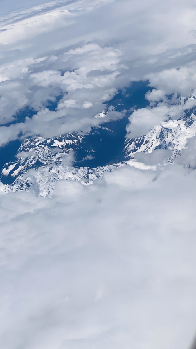 西藏飞机上拍到的雪山