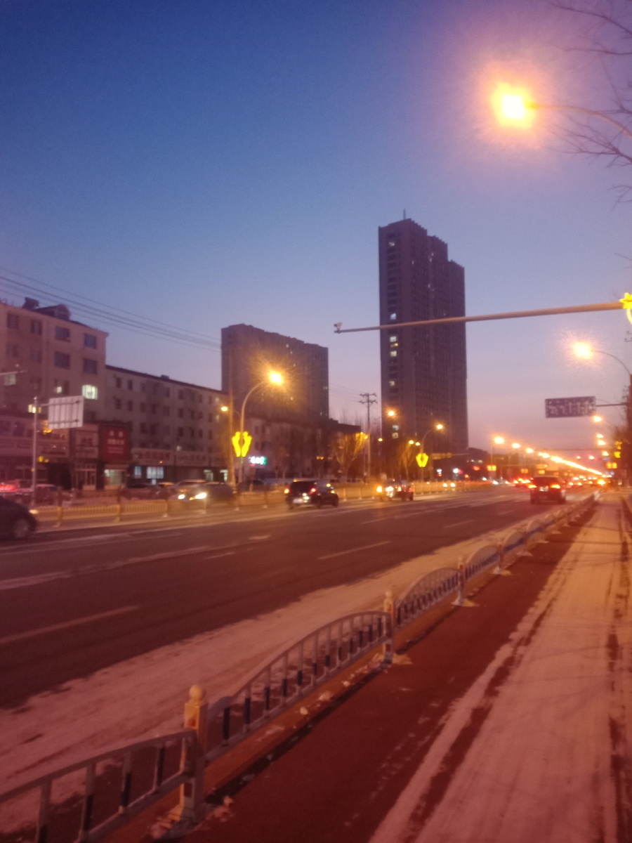 白天和晚上对比图