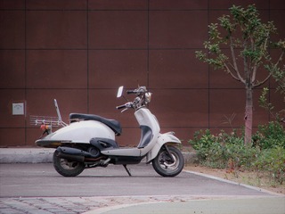 984929