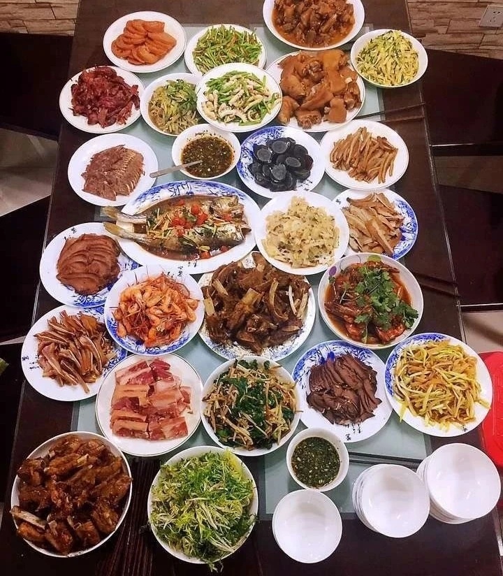 过年回家买年货吃大餐