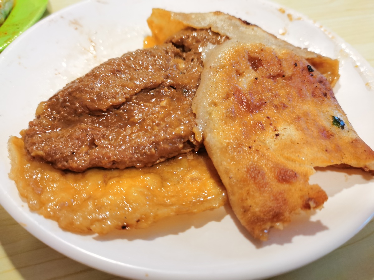 馅儿饼的正确打开方式 现做 馅饼 老店 情怀  羊肉 大葱