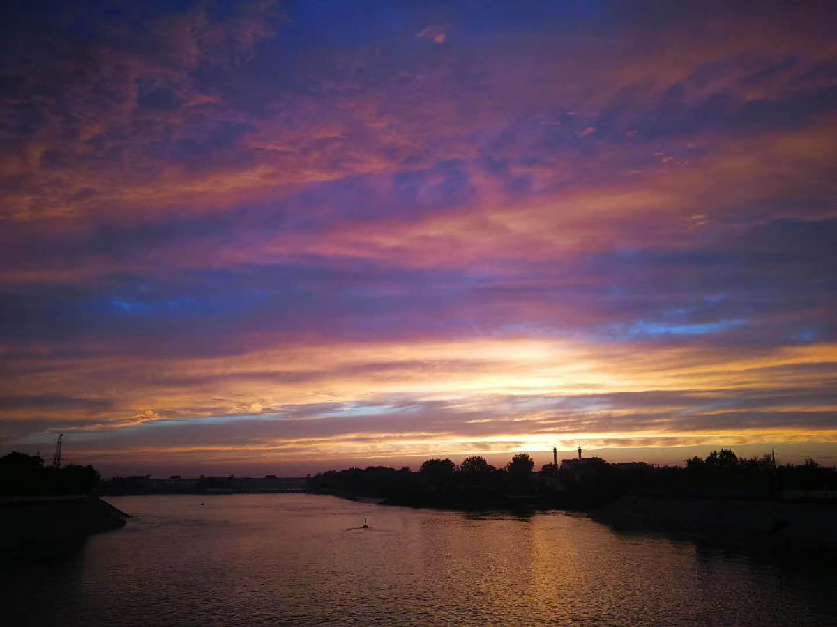 黑天请闭眼 - 图虫