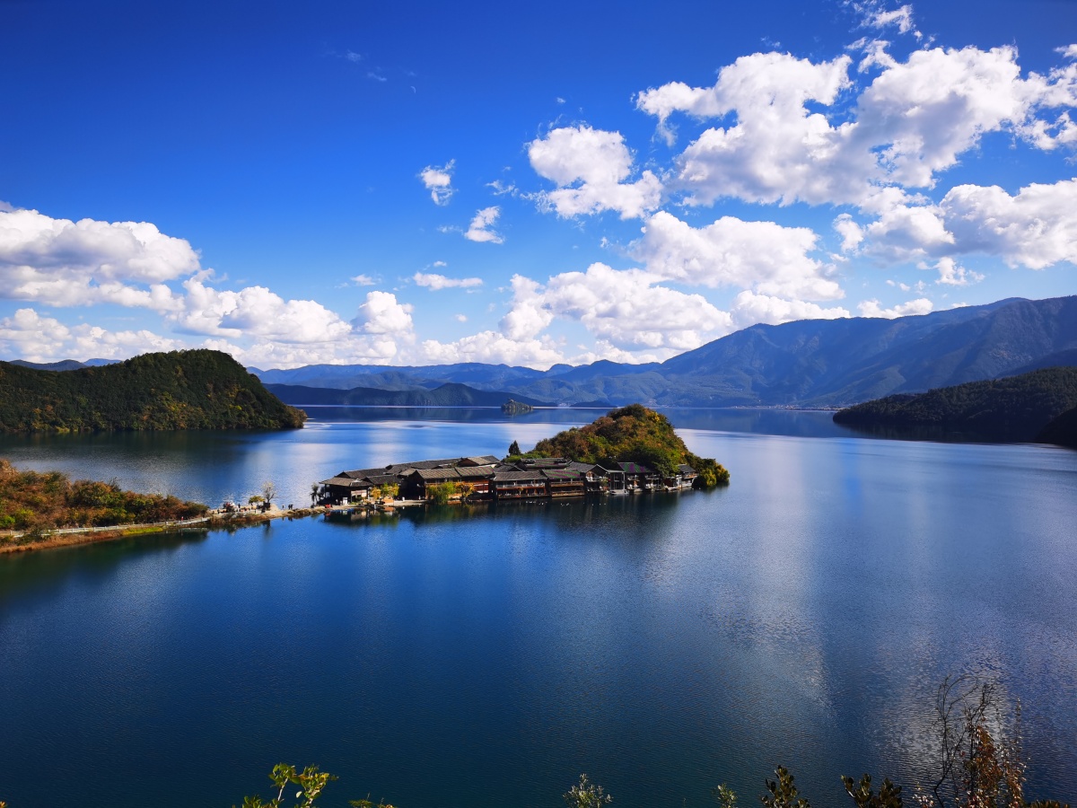 泸沽湖美景