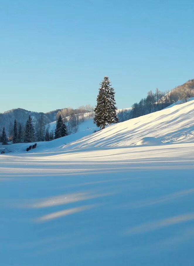 内蒙古赤峰冬季草原雪景优美自然风光