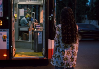 560532