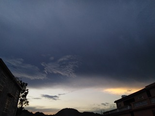 728070