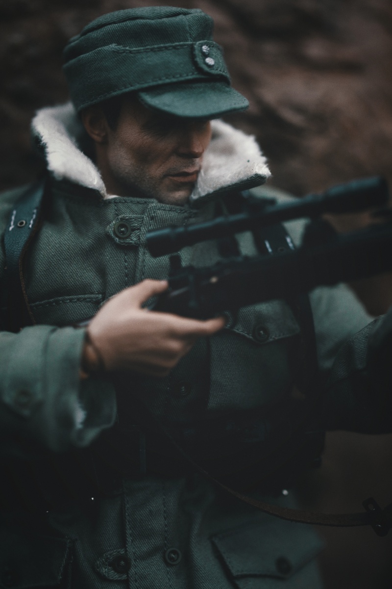 兵临城下狙击手康尼少校摄影丑丑