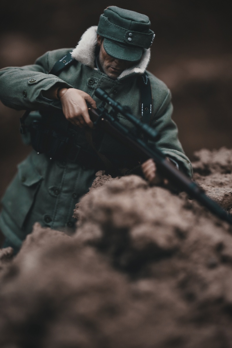 兵临城下狙击手康尼少校摄影丑丑