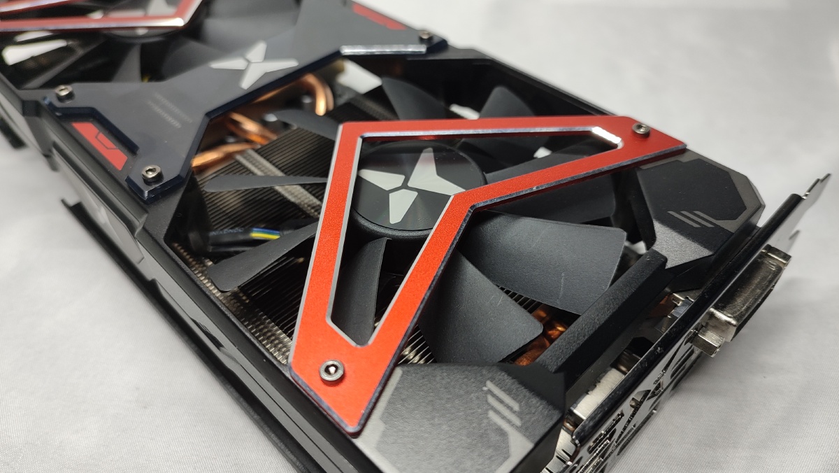 迪兰恒进rx5808gx战神游戏显卡