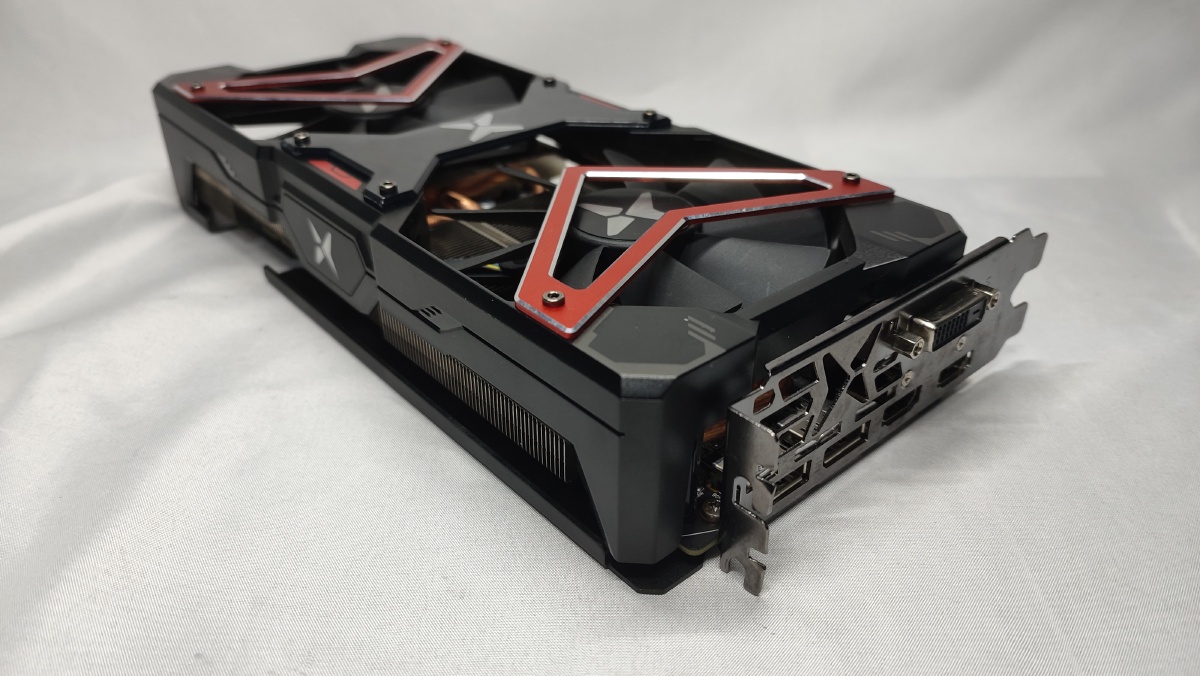 迪兰恒进rx5808gx战神游戏显卡