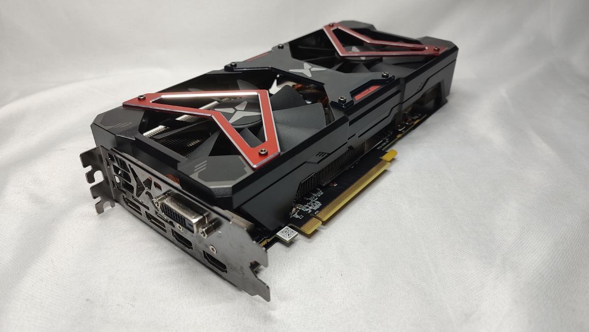 迪兰恒进rx5808gx战神游戏显卡