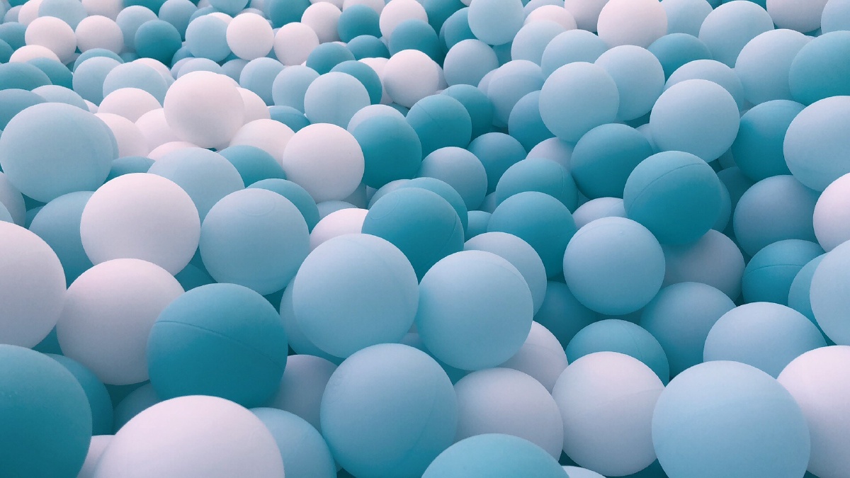 儿童乐园的海洋球