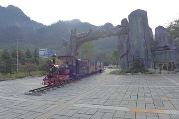 63152