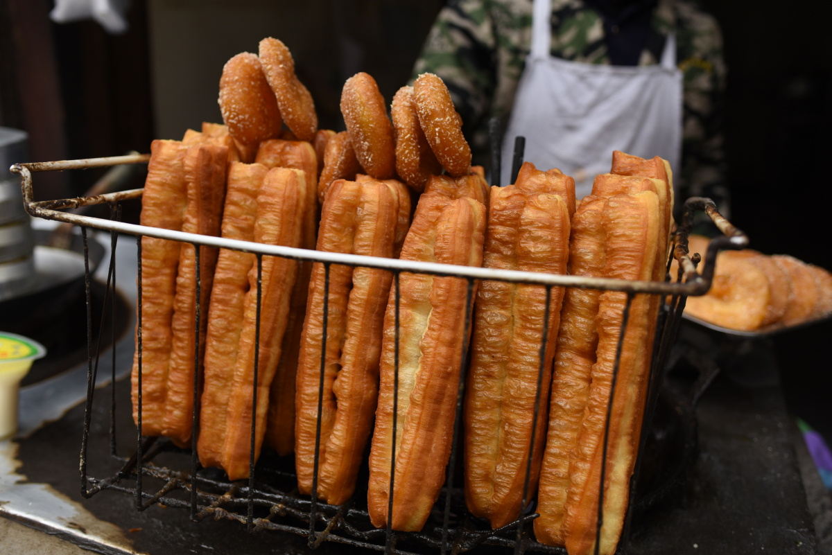 美食记忆地方小吃贵州思南油条黄色