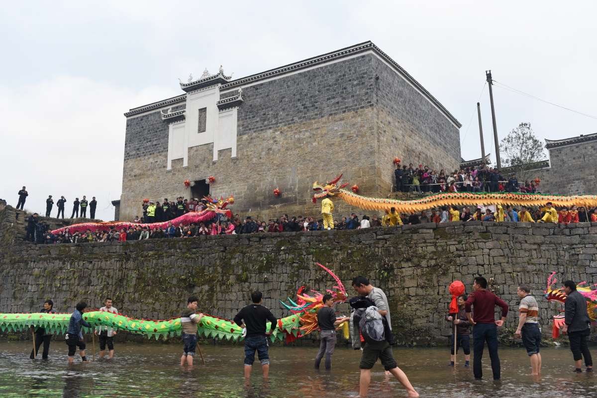 寨英滚龙贵州松桃传统文化非遗传承