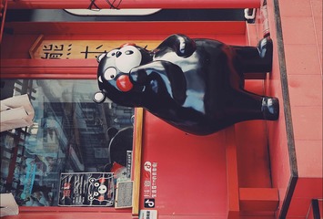 001