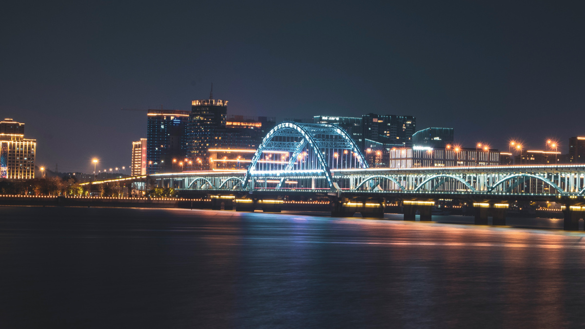 就让我来为你星星点灯航拍浙江杭州滨江复兴大桥