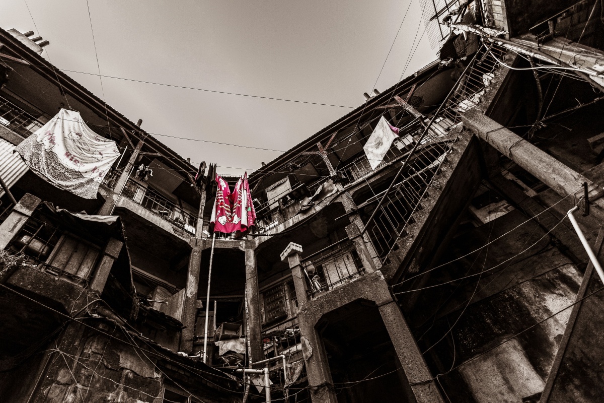 繁华背后的城中村