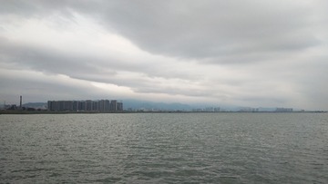 1303049