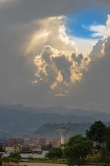 468492