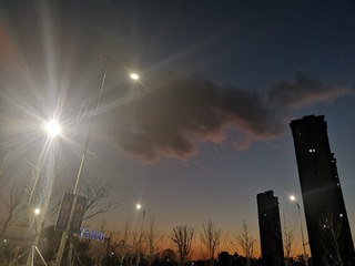 1369188