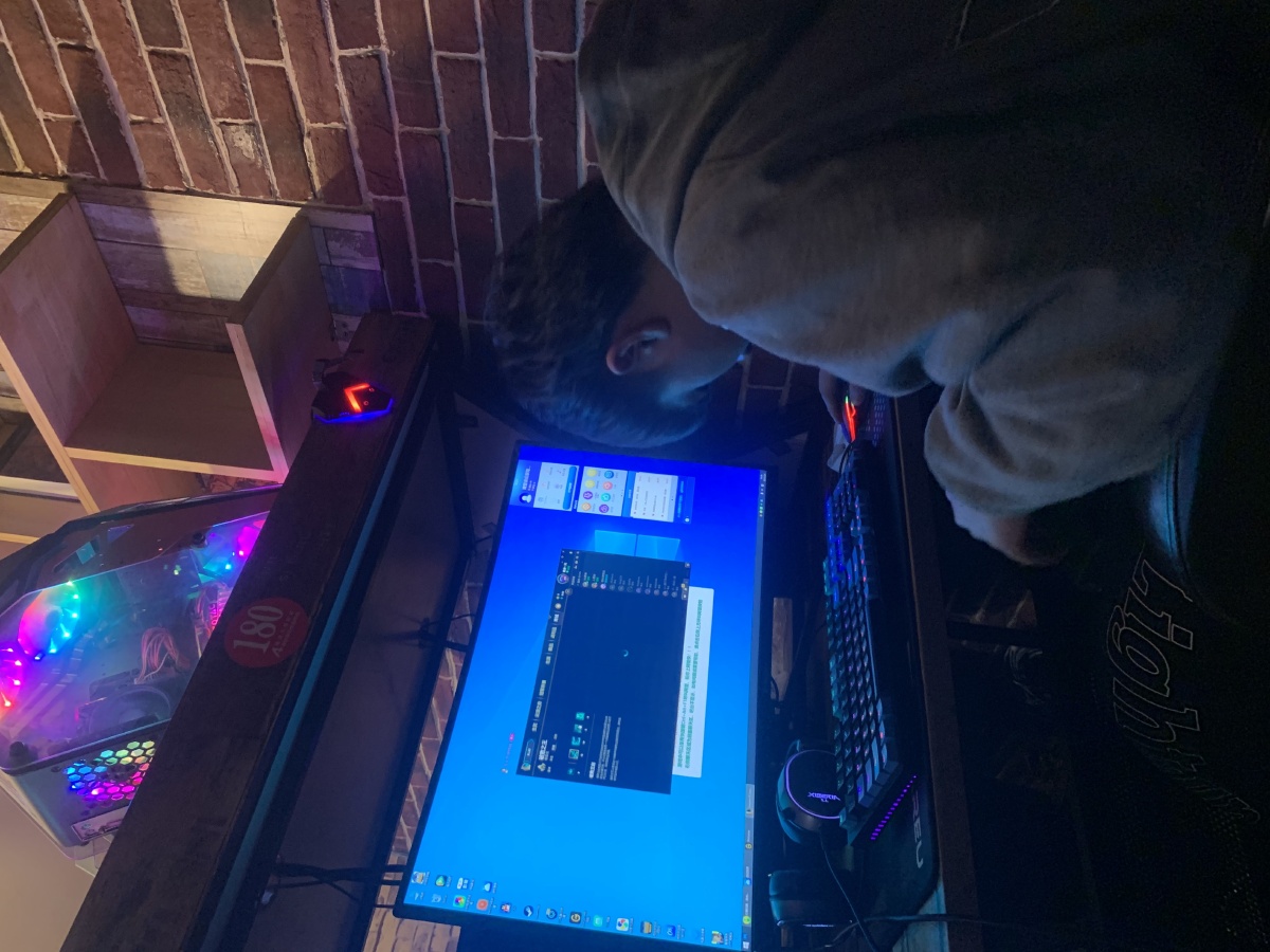 qq头像电竞房内精选优质男图