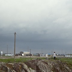 阴天下