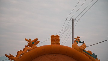 58642